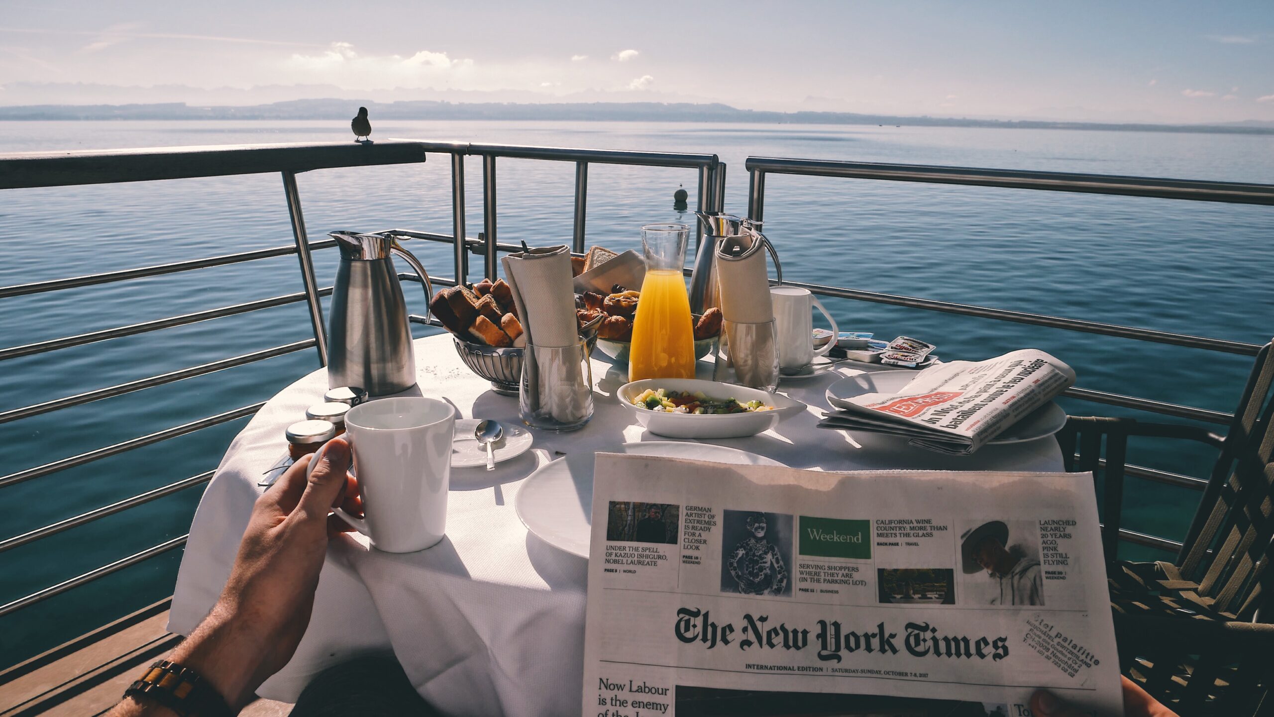 Breakfest on boat
